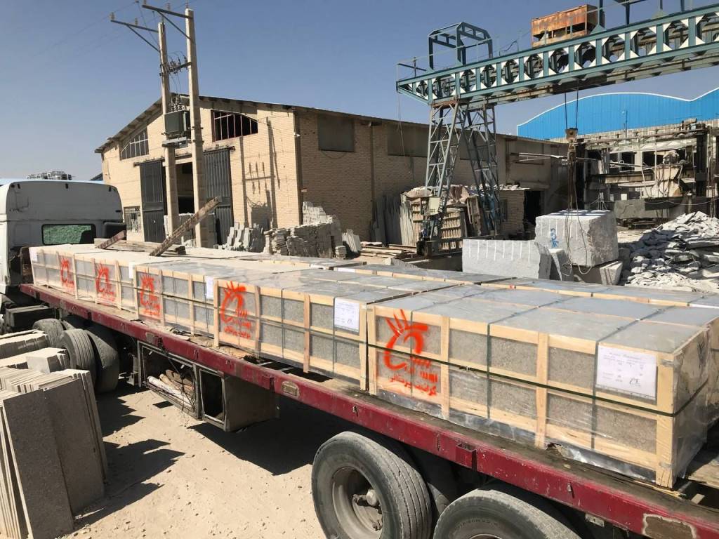 Export loading of Osun orange granite to Kazakhstan